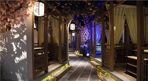 新江南主题老芗汇火锅店设计